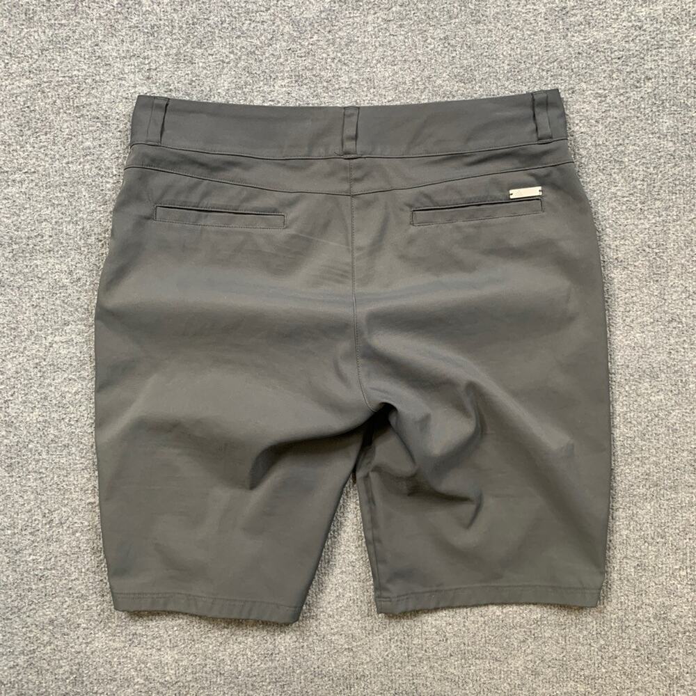 Adidas Shorts Womens 8 Grizzly Flat Front 10 Inch Moisture Wick Performance Golf - Picture 8 of 12
